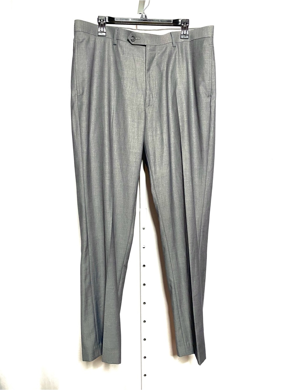 Classic Grey Pleated Dress Pants • 36x32